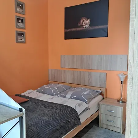 Le Apartment *